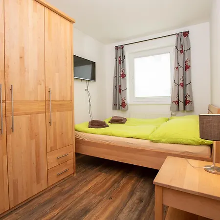 Hirsch 쾨닉슬라이텐