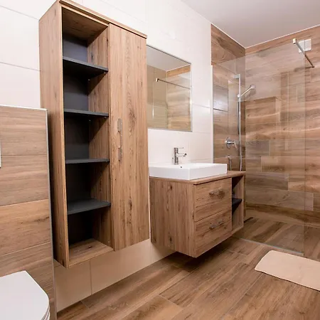 Daire Hirsch Konigsleiten